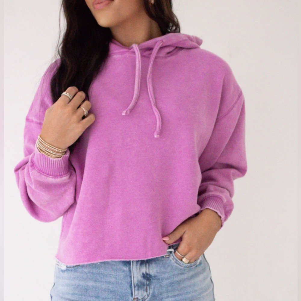 H&M Divided Cropped Drawstring Hooded Sweatshirt in Purple Size Large
